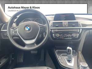 BMW 320 d GT Luxury Line Leder Head-Up Komfortzugang Bild 3