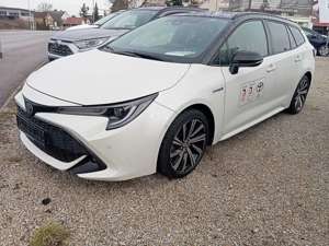 Toyota Corolla 1.8 Hybrid Touring Sports Team Deutschland Bild 2