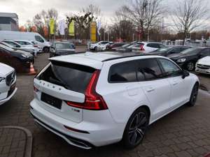 Volvo V60 T8 AWD R-Design+IntelliSafe+Harman+Panorama+ Bild 2