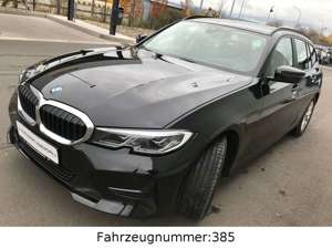 BMW 330 e Laser*HUD*DAB*LivecP*Innovation+Komfortzug Bild 3