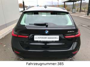 BMW 330 e Laser*HUD*DAB*LivecP*Innovation+Komfortzug Bild 5