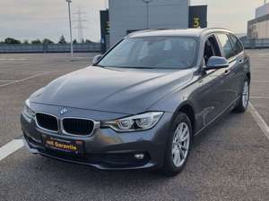 BMW 320 320d Touring Luxury Line