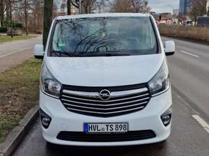 Opel Vivaro 8 Sitzplätze, Doppel-Schiebetür, Minibus Bild 1