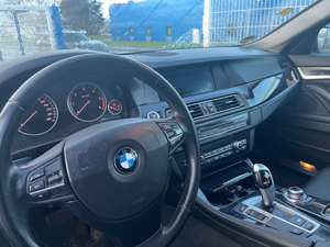 BMW 520 520d Touring/Autom.+Leder+Navi+Xenon+PDC Bild 4