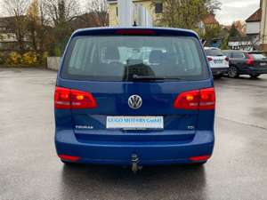 Volkswagen Touran 1.6 TDI AUTOMATIK / AHK / SITZHEIZUNG Bild 3