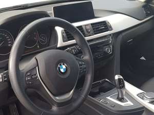 BMW 320 320d Aut. xDrive Advantage Bild 4