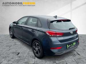 Hyundai i30 (Facelift) 1.5 Comfort FLA SpurH Bild 3