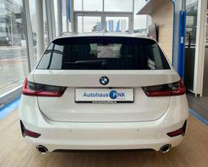 BMW 320 d Sport Line LiveCockpitPro. M-Lenkr. DAB LED Bild 4