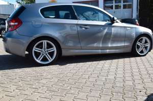 BMW 123 M-PaketSport/Carbon/TüvNEU/Automatik/Klima Bild 1