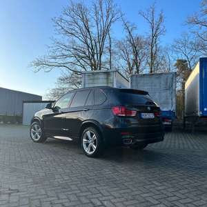 BMW X5 xDrive30d Sport-Aut. Bild 3