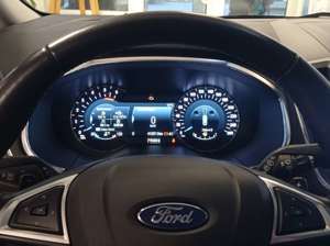 Ford S-Max Titanium AWD *Automatik*PDC*Kamera*Winterpaket* Bild 5