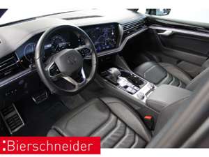 Volkswagen Touareg 3.0 TSI 4Mo. e-Hybrid R 21 HuD AHK ACC 5J.-GARANTI Bild 4
