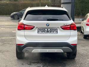 BMW X1 sDrive 18 i Sport Line Aut. H/K ACC Navigation ... Bild 4