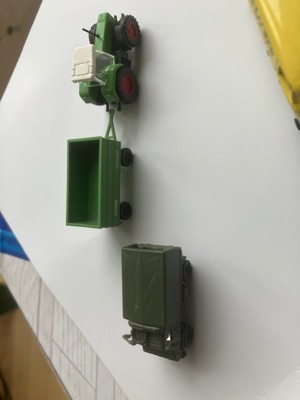 Modellautos, Sonderfahrzeuge und Wagen für Modelleisenbahn Bild 3