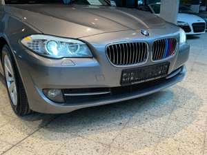 BMW 525 d-3.0ltr. Motor Bi-Xenon PDC LED Navi Leder Bild 2