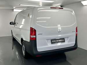Mercedes-Benz Vito Kasten111 CDI FWD lang Klima Tüv NEU 1.Hand Bild 5