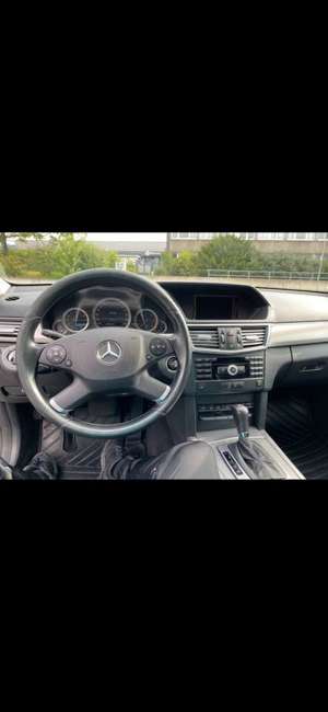 Mercedes-Benz E 220 CDI Automatik Classic Bild 5