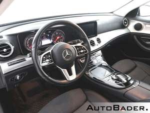 Mercedes-Benz E 220 E 220 d T 9G Avantgarde Comand LED Park-Spur-Pkt Bild 5