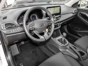 Hyundai i30 1.0 Mild-Hybrid''Trend''Navigationspaket, RFK, Sit Bild 5