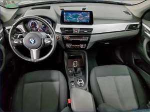 BMW X1 sDrive18d Advantage Navi+ HuD ACC Shz Bild 5
