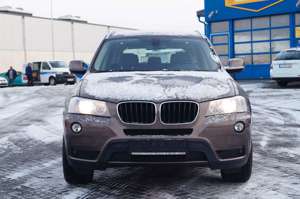 BMW X3 sDrive18d Export *Navi*AHK*guter Zustand* Bild 2