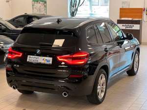 BMW X3 xDrive 20d Aut/ParkSystem/LenkrHeiz/SportSitz Bild 5