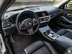 BMW 320 d Sport-Line Lim. ''Aut.'Head-UP'H-Kardon' Bild 5