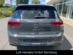 Volkswagen Golf VIII Limousine Life eTSI Autom Navi 1.Hand Bild 5