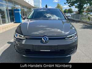 Volkswagen Golf VIII Limousine Life eTSI Autom Navi 1.Hand Bild 2