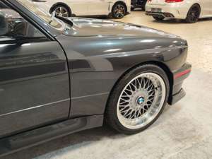 BMW M3 E30 EVO-PAKET *RARITÄT* RESTAURIERT! 343 PS! Bild 5