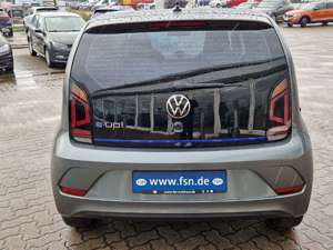 Volkswagen up! SHZ beh. Frontscheibe DAB Bild 5