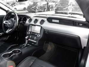 Ford Mustang Cabrio GT V8 Autom+Leder+Kamera+SHZ Klima Xenon Bild 5