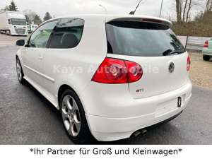 Volkswagen Golf V GTI Klimaaut Glasdach Navi MOTORSCHADEN Bild 4