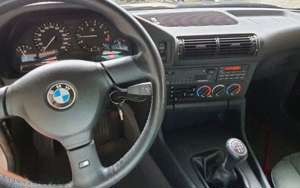 BMW 525 525i Bild 2