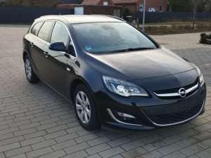 Opel Astra Exklusiv Bild 3