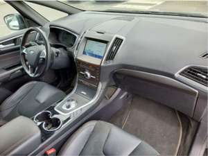 Ford S-Max ST-LINE 7-Sitzer 2.0D*240PS LED ACC 2xKam Bild 4