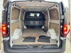 Mercedes-Benz Vito 116 CDI Extralang  3 Sitzer 1.HAND TEMPOMAT Bild 3