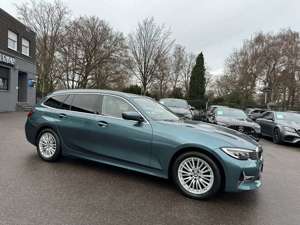 BMW 320 d Touring Luxury Line ACC/HUD/STHZ/LederBraun Bild 2