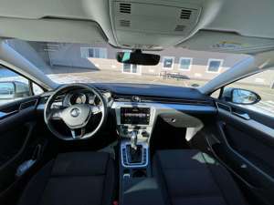 Volkswagen Passat Variant 2.0 TDI SCR BlueMotion Comfortline Bild 4