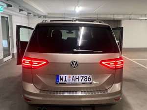 Volkswagen Touran 1.4 TSI DSG Sound 7*Sitzer Panoramadach Keyless Bild 4