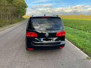 Volkswagen Touran 1.6 Trendline BMT Tempomat Klima Scheckheft Bild 3