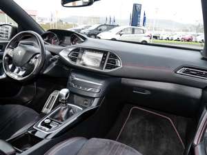Peugeot 308 GT 205 THP Alcantara+Panorama+Keyless+LED Klima Bild 5