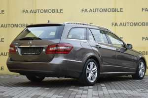 Mercedes-Benz E 250 T CDI BE/NAVI/SHZ/PDC/XENON/DISTRONIC/WEB Bild 4