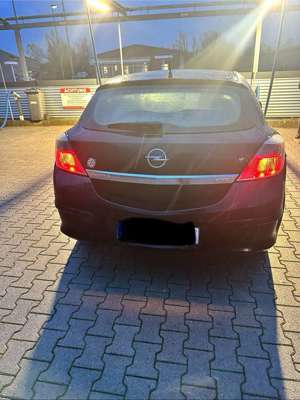 Opel Astra GTC 1.6 Bild 2