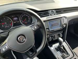 Volkswagen Passat Variant Highline  4Motion Bild 4