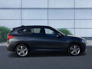 BMW X1 xDrive20d M Sportpaket Head-Up HK HiFi DAB Bild 2