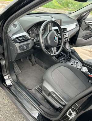 BMW X1 X1 sDrive18i Advantage Bild 3