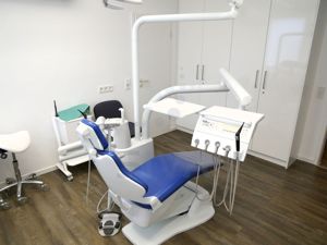 KaVo Estetica E50 Life TM Dental-Behandlungseinheit Zahnarztstuhl Bild 7