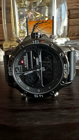 Herren Uhr, Armbanduhr    Chronograph  NEU mit Hersteller Garantie  Bild 4