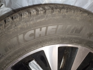 Michelin M+S Reifen auf Alufelgen - wie neu  Bild 1